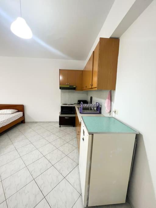Garden Apt-2 * Sarande